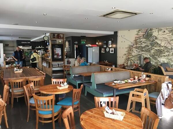 A Great Opportunity To Own A Successful Coffee Shop Franchise In A Good Area Photo 3