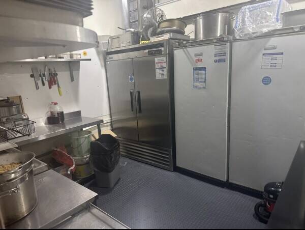 Lebanese Restaurant FOR SALE IN PARK ROYAL Photo 4