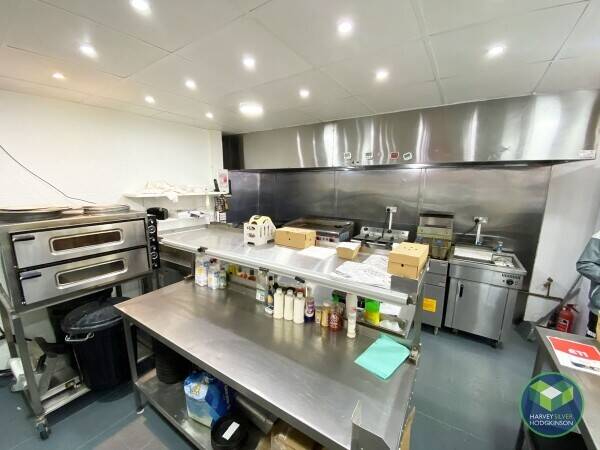 HOT FOOD TAKEAWAY: STRETFORD: Photo 3