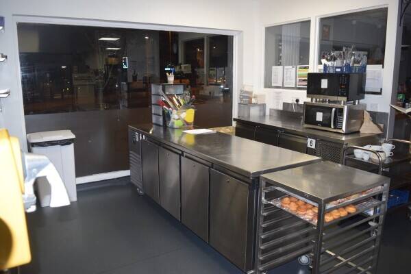 LA PATISSERIE COFFEE SHOP CENTRE OF SHOREHAM-BY-SEA WEST SUSSEX Photo 3