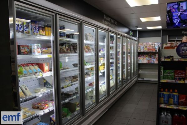 Prime Double-Fronted Freehold Convenience Store in Cleethorpes Photo 3