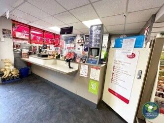 WELL ESTABLISHED POST OFFICE: LYMM: Photo 3