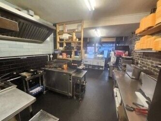Fantastic FOOD business opportunity - Sandwich shop for sale