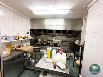 HOT FOOD TAKEAWAY:FULWOOD, PRESTON Photo 3