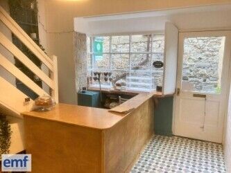 FOOD TO GO/SANDWICH BAR/DELI Photo 3