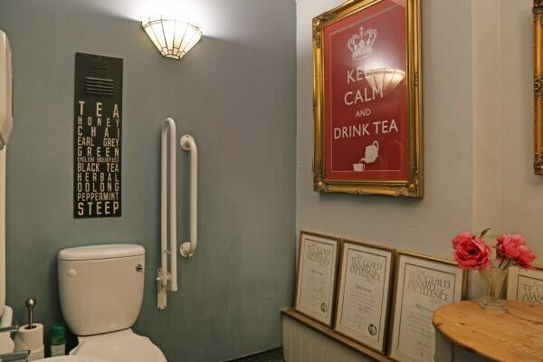 ESTABLISHED TEA + COFFEE SHOP | ALRESFORD | RETIREMENT SALE Photo 4
