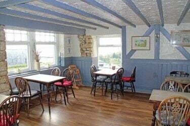 SOUTH GLOUCESTERSHIRE VILLAGE PUB