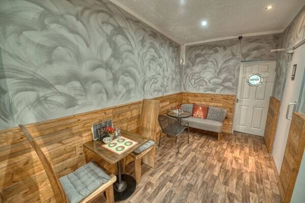 Cafe and Coffee shop with Desserts for sale Photo 3