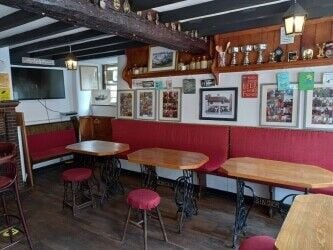 HISTORIC FREEHOUSE IN BUSY SOMERSET TOWN