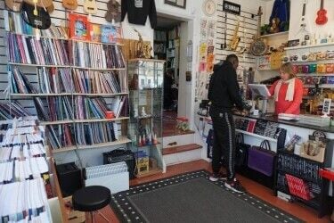 Charming long-standing music shop in Camden Charming long-standing music shop in Camden
