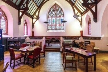A well preserved, unique, characterful restaurant business. (ref 1572)