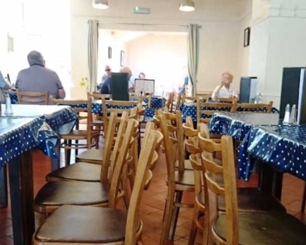 Traditional Fish And Chips Shop With Fully Fitted Kitchen Suitable For A Wide Variety Of Cuisines for Sale Traditional Fish And Chips Shop With Fully Fitted Kitchen Suitable For A Wide Variety Of Cuisines for Sale