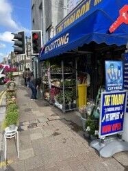 Hardware DIY Key Cutting plants shop Cardiff
