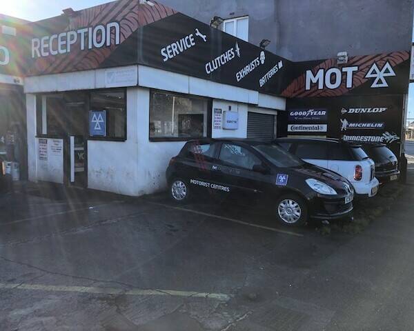 MOT Testing Garage, Main Road, Blackpool Photo 3