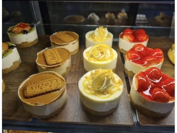 Highly rated delicatessen for sale Photo 3