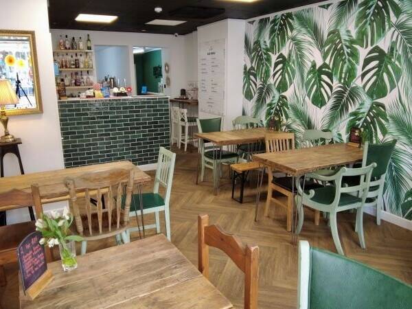 Licensed Craft & Cocktail Bar For Sale Romiley Stockport Photo 3