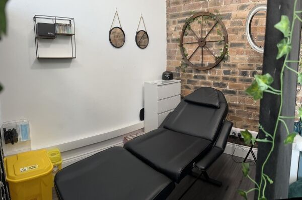 Hair & Beauty Salon - Colne Photo 3