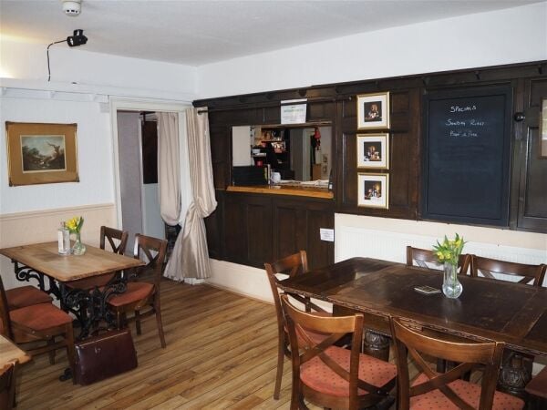 Licenced Trade, Pubs & Clubs For Sale in Driffield Photo 3