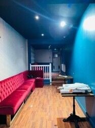 Fully Licensed for pub & bar including takeaway for sale based in croydon Fully Licensed for pub & bar including takeaway for sale based in croydon
