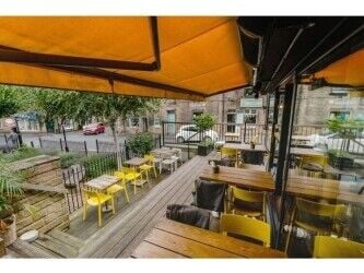 Highly rated cafe for sale Photo 3