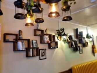 Cafe Bistro in Newington Green / Islington