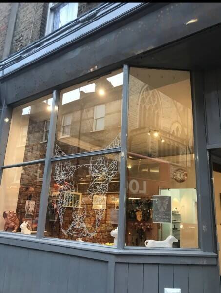 Highly rated Dog & Cat Grooming Salon & Boutique in affluent North London location  Photo 1