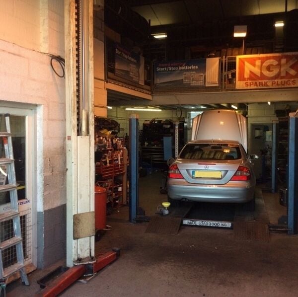 Well Established And Busy Vehicle Repair Business Well Established And Busy Vehicle Repair Business