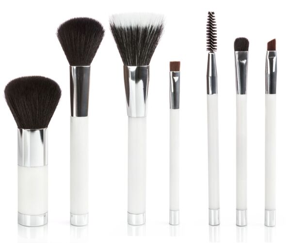 UNIQUE COSMETIC EU AND UK REGISTERED DESIGNS