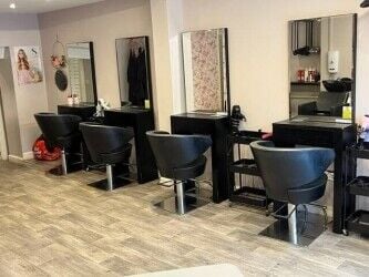 Established leasehold Hair/Beauty/Nail for sales in Lees, Oldham - Prime High street location Established leasehold Hair/Beauty/Nail for sales in Lees, Oldham - Prime High street location