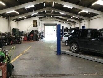 Well Established Garage For Sale Photo 3