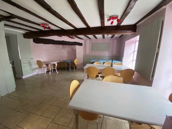 SUPERB FULLY FITTED CAFE/BISTRO PLUS FIRST FLOOR FLAT, VILLAGE LOCATION FOR SALE Photo 3