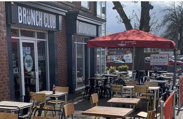 Established cafe bar/bistro - Brough East Yorkshire Photo 3