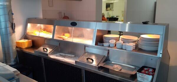 EXCEPTIONAL FISH & CHIP SHOP.  FIRST SALE FOR 43 YEARS. YORKSHIRE COASTAL RESORT