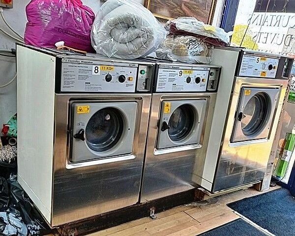 Dry Cleaners With Repairs & Alterations for Sale