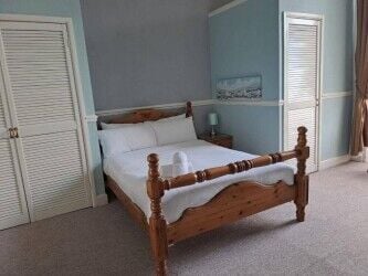 Very Long Leasehold (virtual freehold) GUEST HOUSE for sale WEYMOUTH Very Long Leasehold (virtual freehold) GUEST HOUSE for sale WEYMOUTH