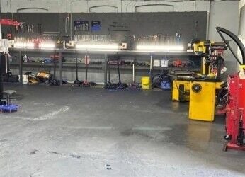 Well established repair and tyres Garage Well established repair and tyres Garage