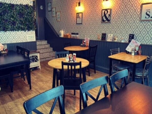 Highly rated cafe for sale