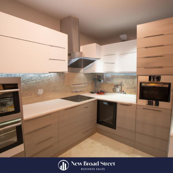 Bathroom & Kitchen retailer in a busy part of Bristol