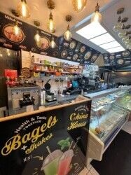 Chinese food and Bagel + shakes takeaway for sale in Willesden