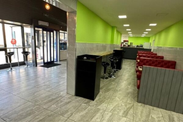 Newly Fitted Restaurant / Takeaway Business Photo 3