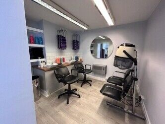 Well Established Hair Salon For Sale Photo 3