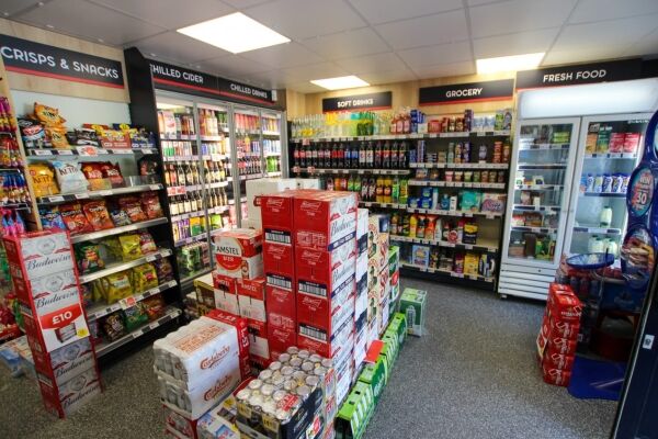 Established Off Licence - Bacup Photo 3