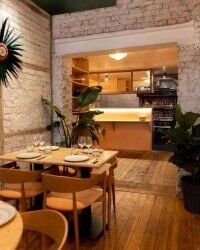 Stunning bar and restaurant in affluent Queen's Park NW6 benefitting from rare 2am premises license Photo 2