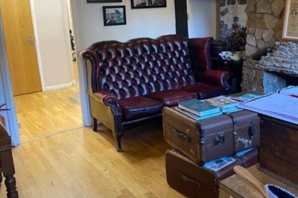 Established Barbershop & Hair Specialists Established Barbershop & Hair Specialists