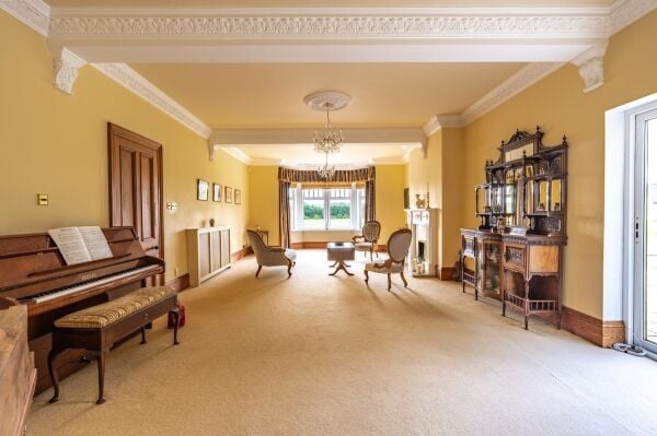 Stunning 7 Bedroom Detached Villa in Aberdeenshire