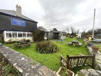 Destination Food-Led Public House For Sale in Plymouth Photo 3