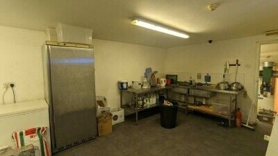 Fish & Chip shop Takeaway in Cardiff Photo 4