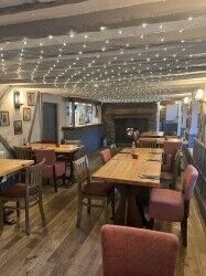 Impressive & Well Regarded Detached 6 Bedroom Country Village Inn Set In 2 Acres Photo 3