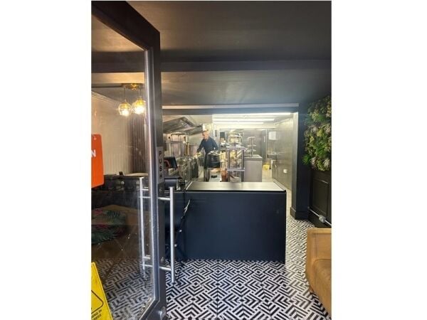 Highly Rated Dark Kitchen For Sale Highly Rated Dark Kitchen For Sale