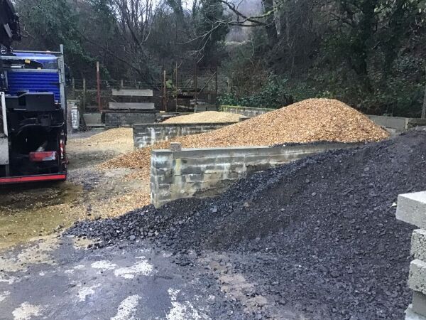 BUILDERS MERCHANTS ON SIZABLE PLOT FOR SALE, SOUTH EAST WALES BUILDERS MERCHANTS ON SIZABLE PLOT FOR SALE, SOUTH EAST WALES